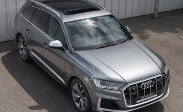 Audi SQ7 8