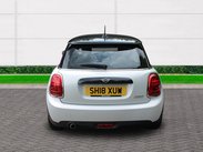 Mini Hatch COOPER 5