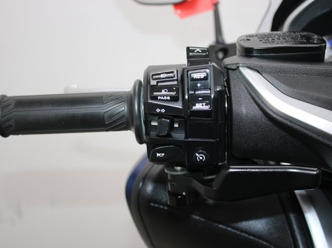 Yamaha Tmax XP 530 D-A TMAX DX 28