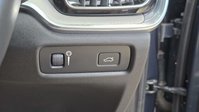 Volvo S60 2.0 T5 R-Design Plus Saloon 4dr Petrol Auto Euro 6 (s/s) (250 ps) 37