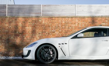 Maserati Granturismo MC Stradale 22