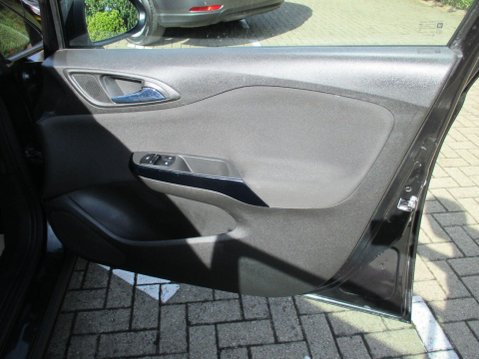 Vauxhall Corsa 1.4i ecoFLEX Design Euro 6 5dr 40