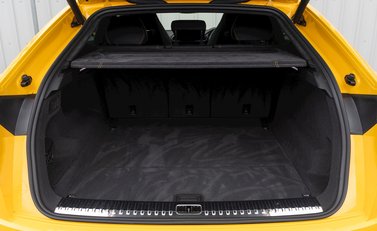 Lamborghini Urus 32