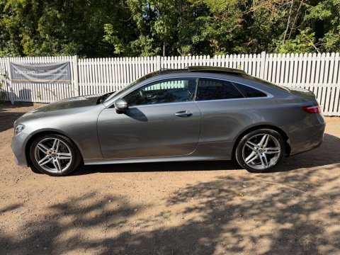 Mercedes-Benz E Class E 300 AMG LINE PREMIUM 14