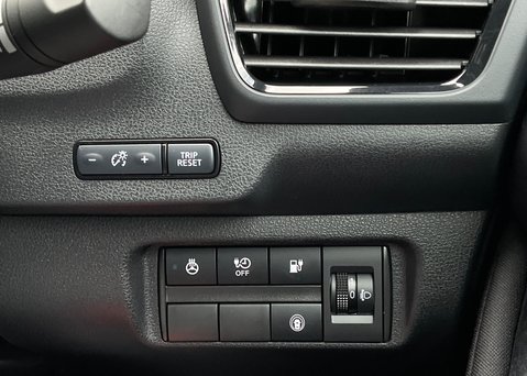 Nissan LEAF N-CONNECTA 23