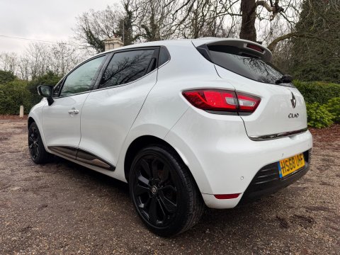 Renault Clio 0.9 TCe Iconic Euro 6 (s/s) 5dr 3