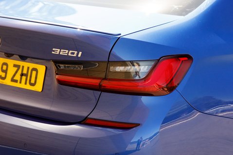 BMW 3 Series 320I M SPORT 9