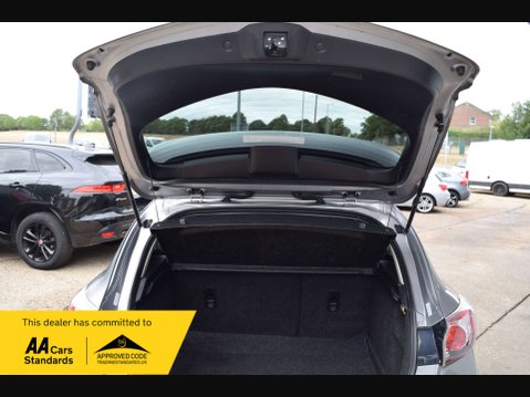 Mazda 3 1.6 Mazda3 Tamura 5dr 35