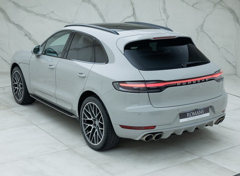 Porsche Macan S 9