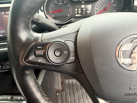 Vauxhall Corsa SE PREMIUM 18