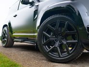 Land Rover Defender V8 Carpathian Edition 6