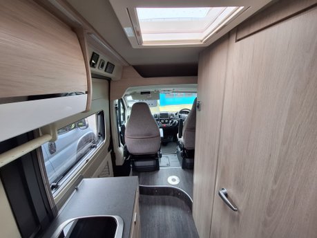 Chausson 33 Line V594 2020 7