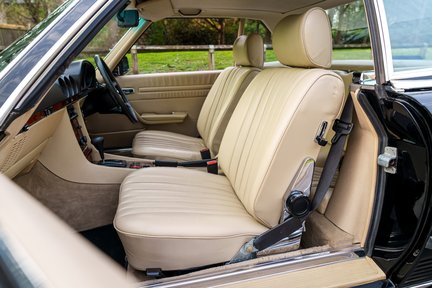 Mercedes-Benz SL Series 380 SL 25