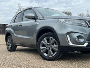 Suzuki Vitara SZ-T MHEV 14