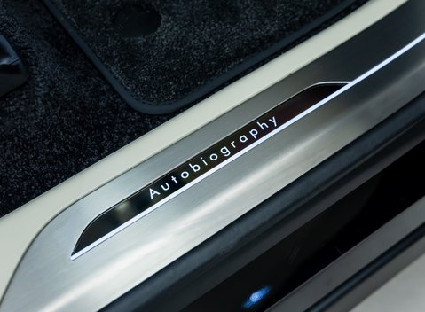 Land Rover Range Rover P460e Autobiography LWB 25