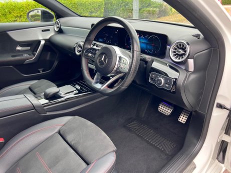 Mercedes-Benz A Class 1.3 A180 AMG Line (Premium 2) 7G-DCT Euro 6 (s/s) 5dr 92