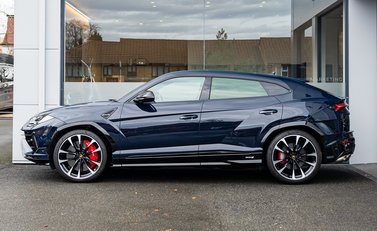 Lamborghini Urus S 3