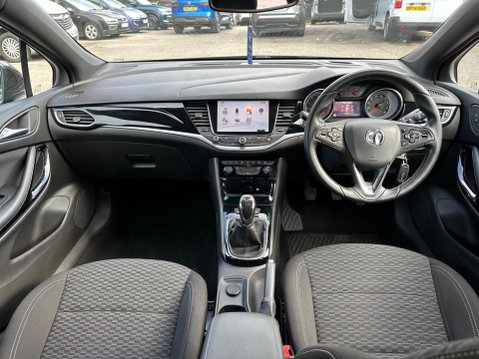 Vauxhall Astra 1.4i Turbo SRi Nav Euro 6 5dr 12