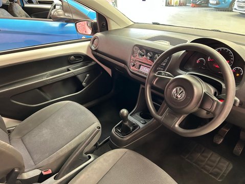 Volkswagen Up TAKE UP 16