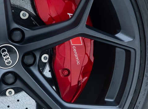 Audi RS Q8 PERFORMANCE CARBON VORSPRUNG 40