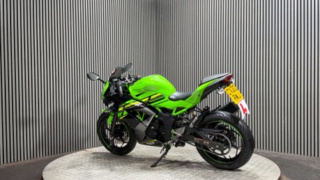 Kawasaki Ninja 2020 ONLY 13K LONG MOT WARRANTY SPORTS BIKE 125CC 6