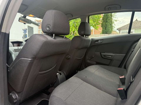 Vauxhall Astra 1.6i 16v SXi Hatchback 5dr Petrol Manual (155 g/km, 113 bhp) 50