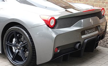 Ferrari 458 Speciale 7