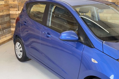 Hyundai i10 1.0 SE Hatchback 5dr Petrol Manual Euro 6 (67 ps) 27