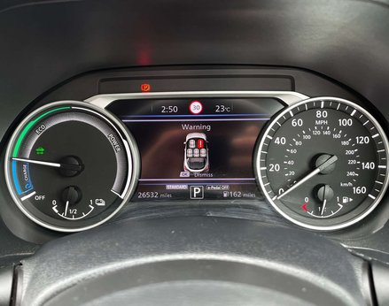 Nissan Juke 1.6 Juke Tekna HEV CVT 5dr 21