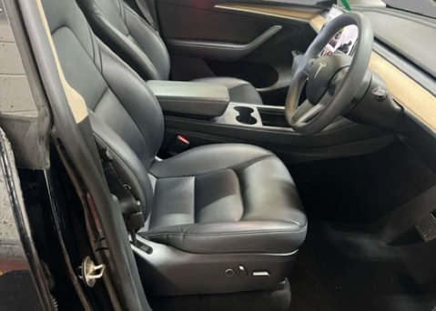 Tesla Model Y SUV 5dr Electric Auto RWD (346 ps) 11