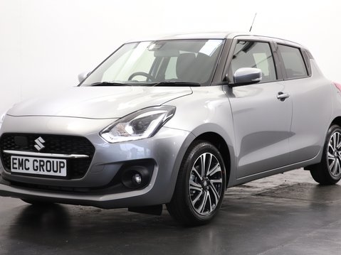 Suzuki Swift 1.2 Dualjet 83 12V Hybrid SZ5 5dr Auto 4