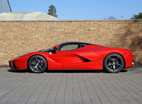 Ferrari LaFerrari 17