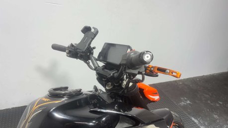 KTM Duke 2017 19K SPARES OR REPAIR PROJECT NAKED SUPERMOTO BIKE 125CC 24