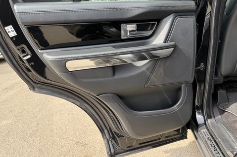 Land Rover Range Rover Sport SDV6 HSE BLACK -FACELIFT - SERVICE HISTORY - NEW MOT - DIGITAL TV 27