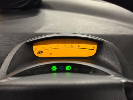 Citroen C4 1.6i 16V SX 5dr 25