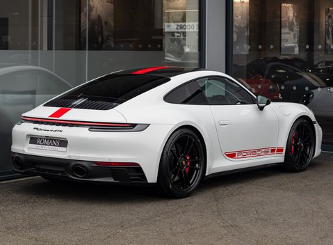 Porsche 911 Carrera 4 GTS (992) 4