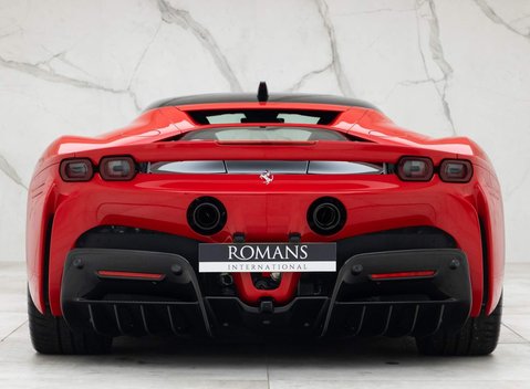 Ferrari SF90 Stradale 20