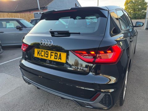 Audi A1 SPORTBACK TFSI S LINE 25