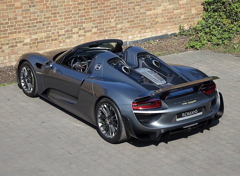 Porsche 918 Spyder 16