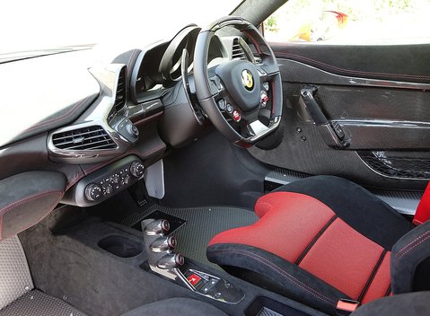 Ferrari 458 Speciale 11