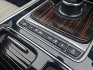 Jaguar XF PORTFOLIO 25