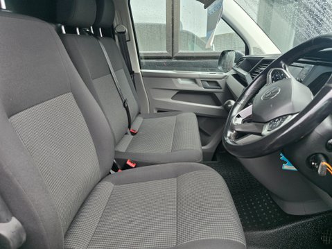 Volkswagen Transporter T30 TDI P/V STARTLINE 9