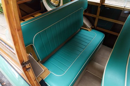 Ford V8 Pilot 'Woodie' 21