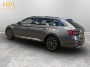 Skoda Superb 2.0 TDI Laurin & Klement Estate 5dr Diesel DSG Euro 6 (s/s) (200 ps) Air Co 5