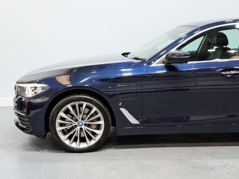 BMW 5 Series 2.0 530e 9.2kWh SE Saloon 4dr Petrol Plug-in Hybrid Auto Euro 6 (s/s) (252 19