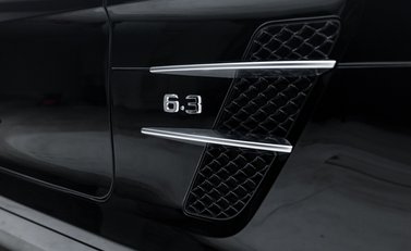 Mercedes-Benz SLS AMG 42