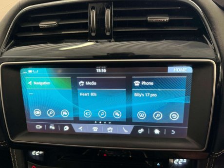 Jaguar F-Pace 3.0 D300 V6 S Auto AWD Euro 6 (s/s) 5dr 31