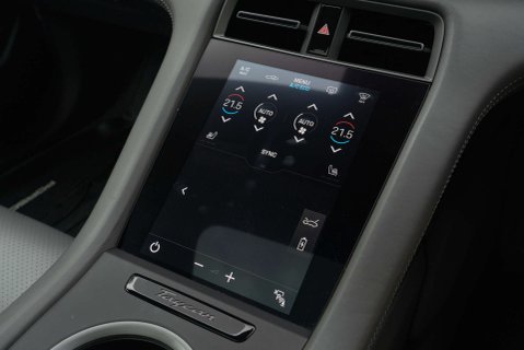 Porsche Taycan Taycan Turbo 14