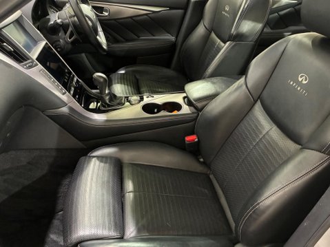 Infiniti Q50 2.2d Sport Tech Auto Euro 5 (s/s) 4dr 48