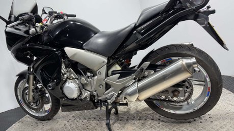 Honda CB 2007 60K MOT GOOD LOOKING 1000CC COMMUTER TOURER BIKE 20